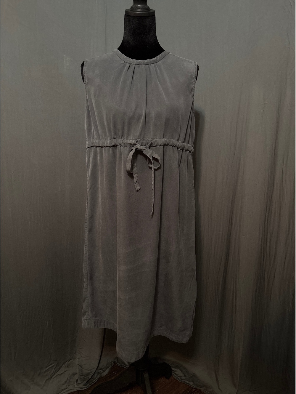 Gap Maternity Sleeveless Tie-Waist Dress XS Gray